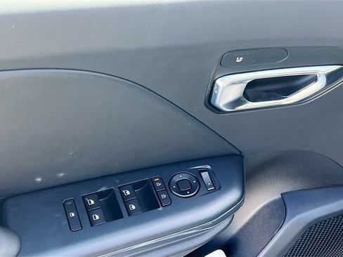 New 2026 Kia K4 EX FWD image 17