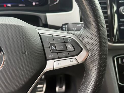 Used 2022 Volkswagen Atlas Cross Sport SEL Premium R-Line AWD/4WD image 13