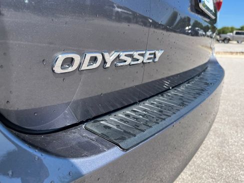Used 2024 Honda Odyssey EX image 8