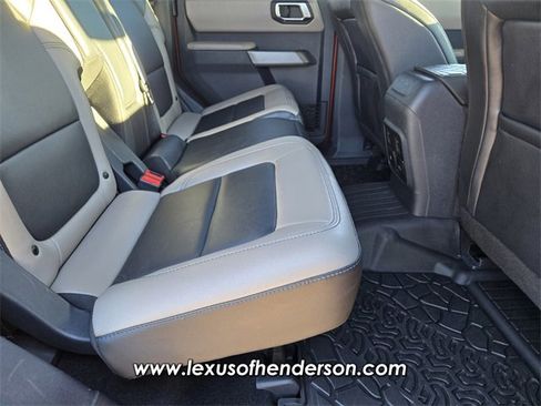 Used 2022 Ford Bronco Wildtrak image 15