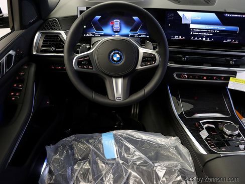 New 2026 BMW X5 xDrive50e w/ M Sport Package image 16