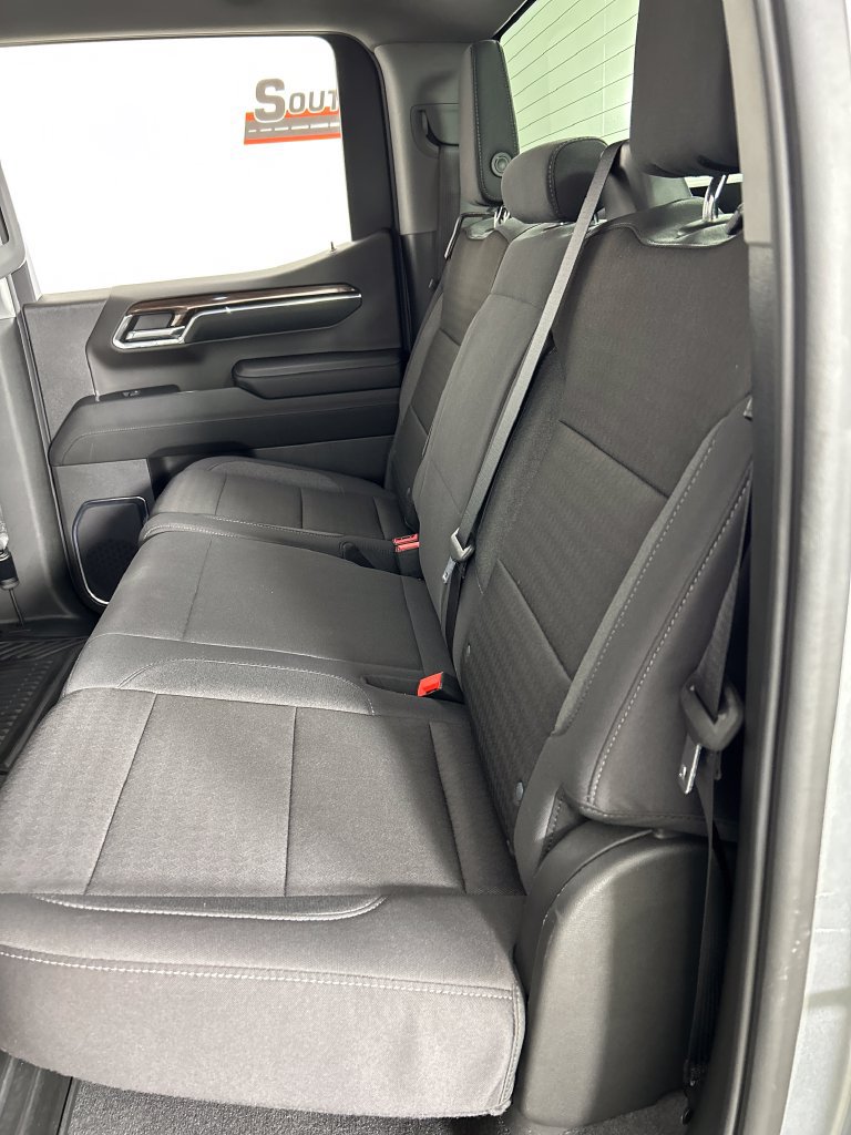 Used 2024 Chevrolet Silverado 1500 RST AWD/4WD image 19