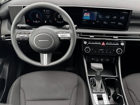 New 2026 Hyundai Tucson SEL image 17