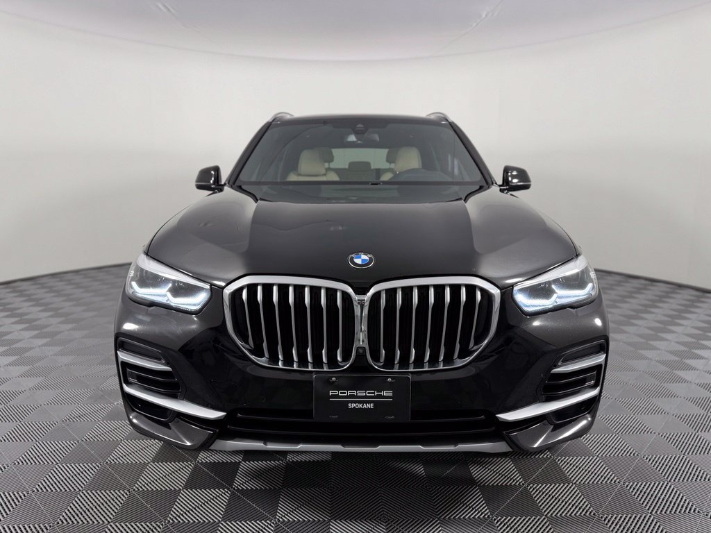 Used 2022 BMW X5 xDrive40i w/ Parking Assistance Package AWD/4WD image 7