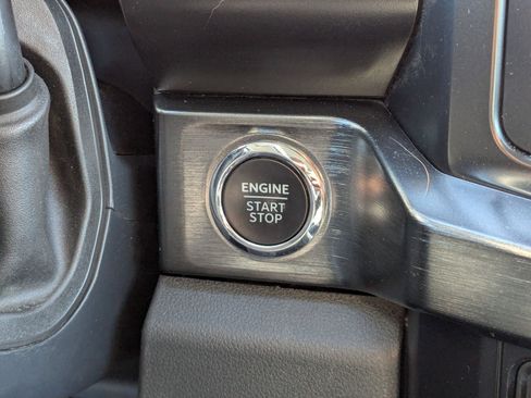 Used 2024 Ford F350 Lariat image 22