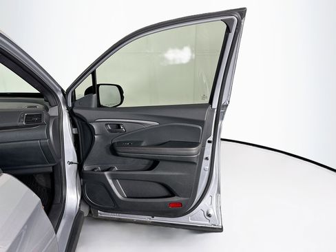 Used 2023 Honda Passport TrailSport image 34