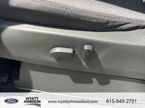 Used 2023 Nissan Frontier SV AWD/4WD image 27