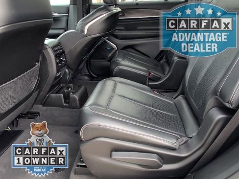 Used 2021 Jeep Grand Cherokee L Overland w/ Luxury Tech Group IV image 8