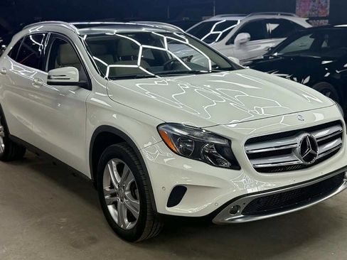 Used 2015 Mercedes-Benz GLA 250 4MATIC image 3