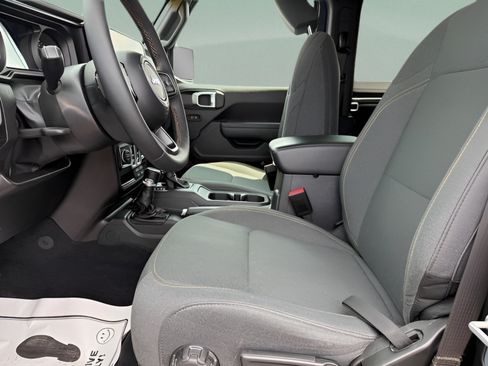 Used 2024 Jeep Wrangler Sport AWD/4WD image 14