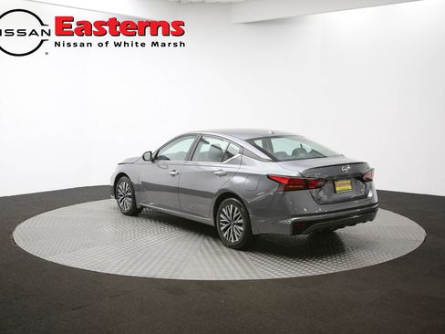 Used 2024 Nissan Altima 2.5 SV image 61