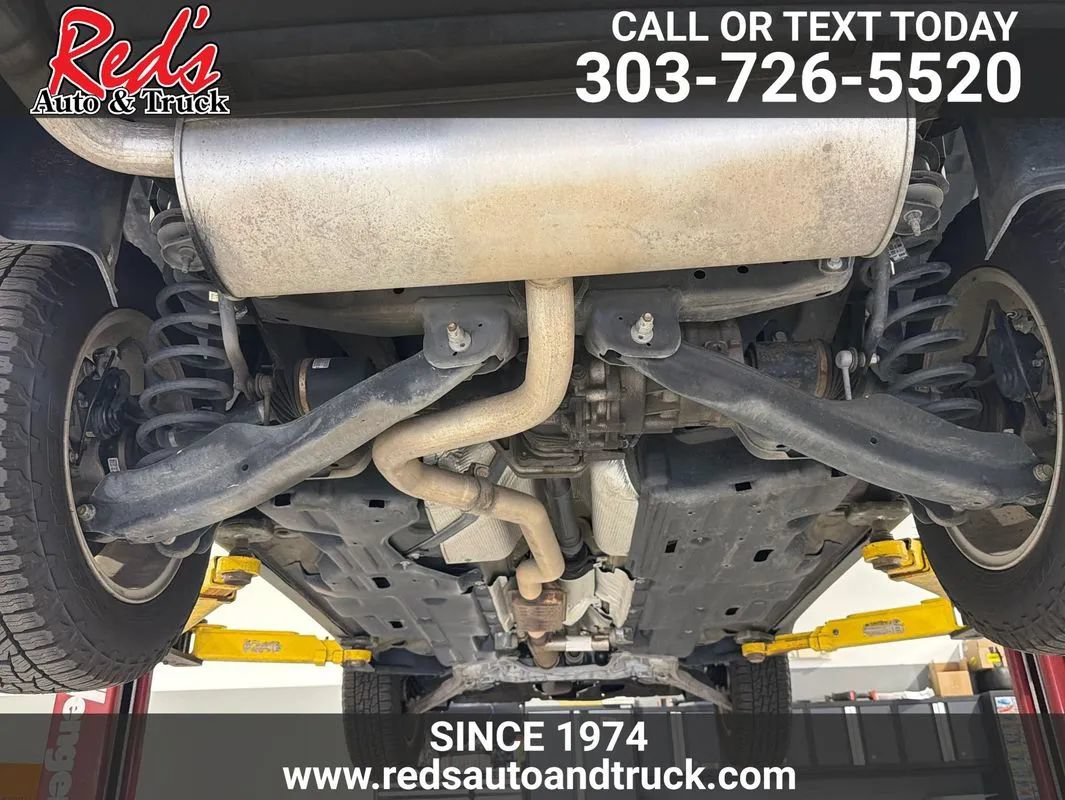 Used 2015 Jeep Cherokee Latitude w/ Cold Weather Group AWD/4WD image 23
