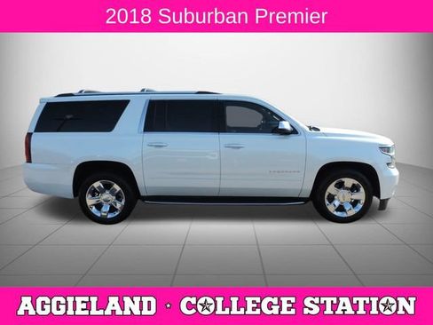 Used 2018 Chevrolet Suburban Premier AWD/4WD image 2