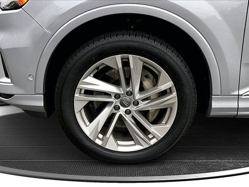 Used 2020 Audi Q7 3.0T Premium Plus image 31