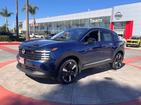 New 2026 Nissan Kicks SR w/ SR Premium Package image 4