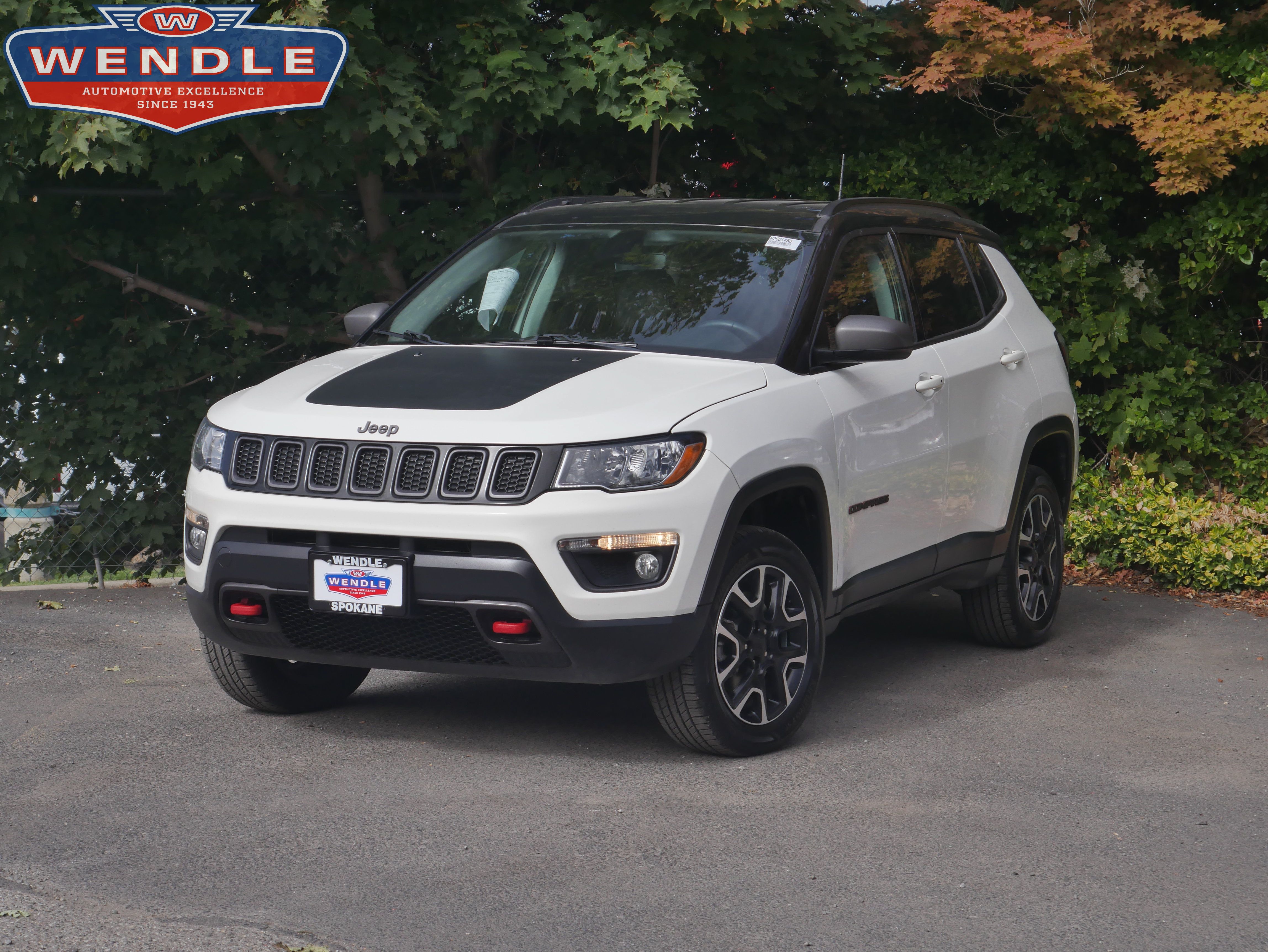 Used 2019 Jeep Compass Trailhawk AWD/4WD image 1