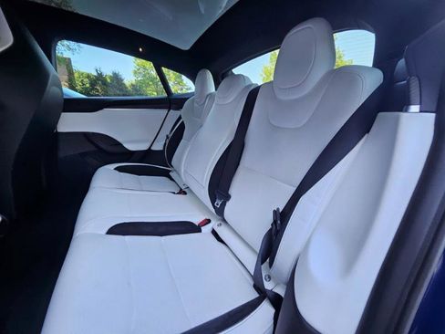 Used 2024 Tesla Model S Plaid image 61