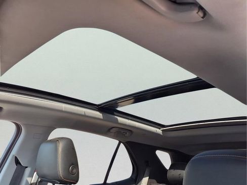 Certified 2023 Chevrolet Equinox Premier AWD/4WD image 20