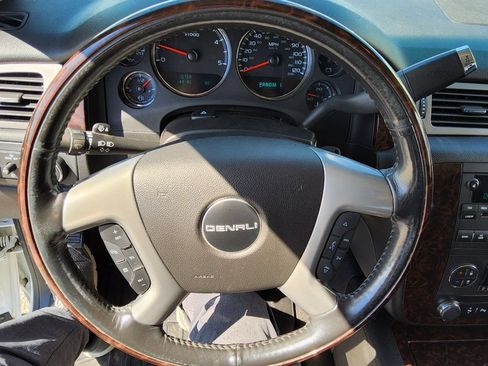 Used 2014 GMC Sierra 3500 Denali AWD/4WD image 18