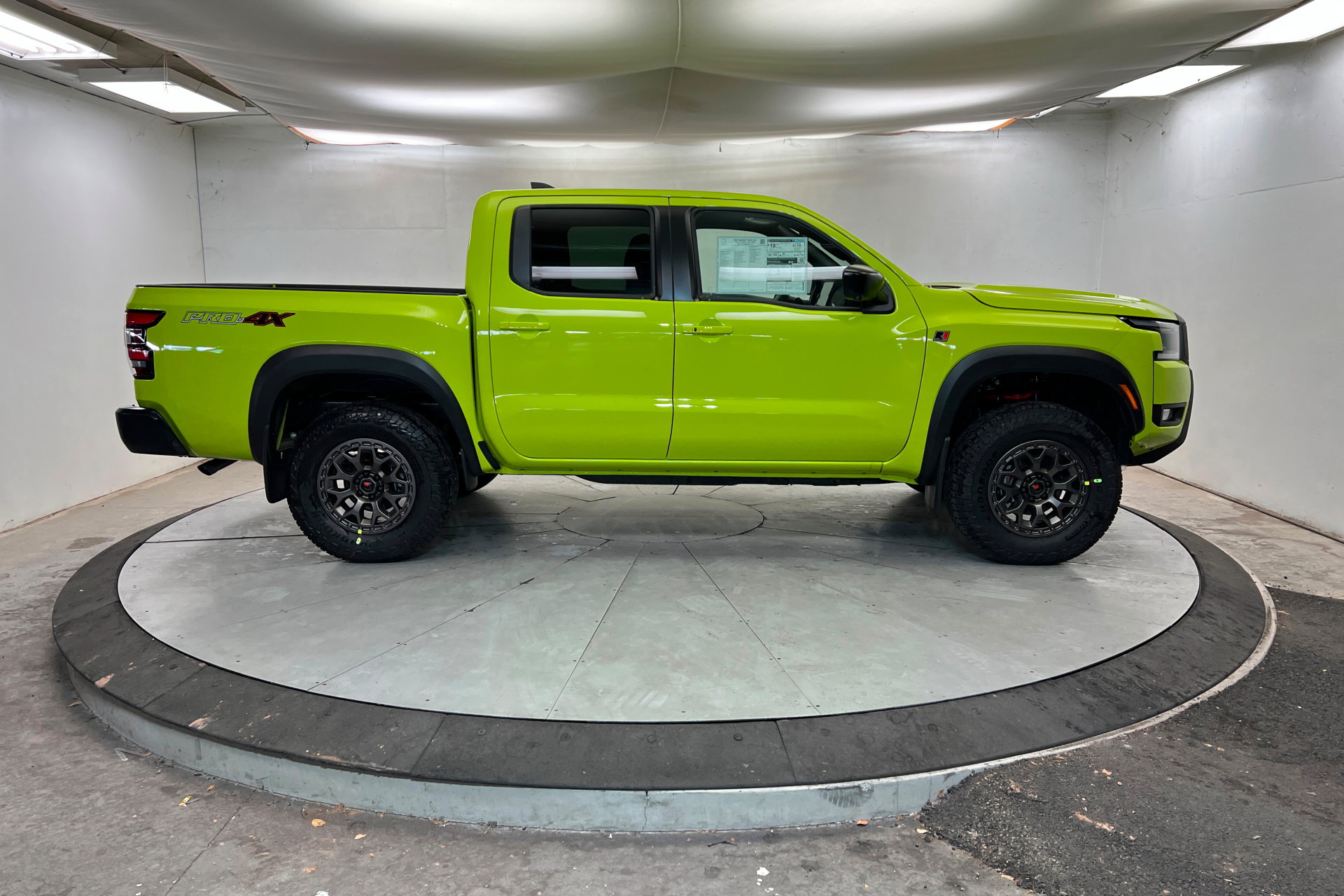 New 2026 Nissan Frontier PRO-4X w/ Pro-4x Convenience Package AWD/4WD image 6