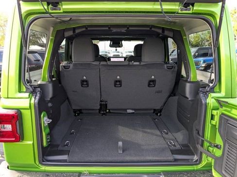 New 2026 Jeep Wrangler Unlimited Rubicon AWD/4WD image 12