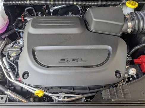 New 2026 Chrysler Pacifica Limited w/ S Appearance Package AWD/4WD image 19