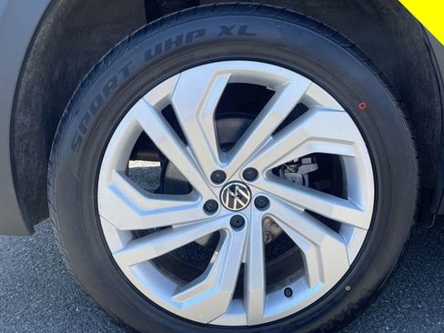 Used 2023 Volkswagen Atlas SE AWD/4WD image 12