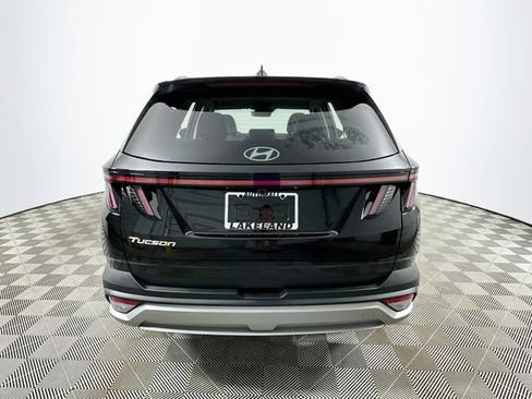 Used 2025 Hyundai Tucson SEL FWD image 4