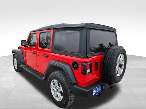 Used 2018 Jeep Wrangler Unlimited Sport S AWD/4WD image 8