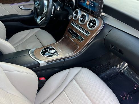 Used 2019 Mercedes-Benz C 300 Sedan image 16