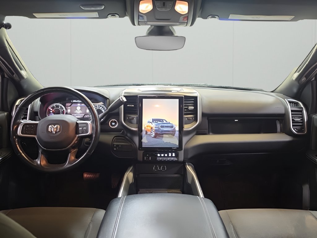 Used 2022 RAM 3500 Big Horn w/ Night Edition AWD/4WD image 13