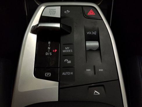 Used 2025 BMW X2 M35i w/ Premium Package image 15