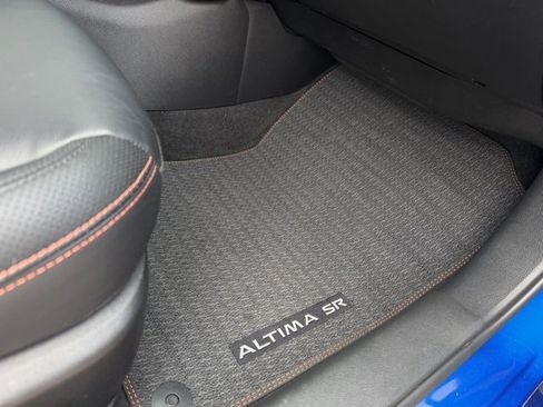 Certified 2025 Nissan Altima 2.5 SR image 26