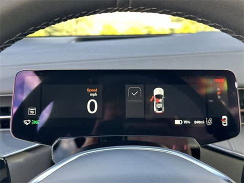 Used 2025 Polestar Polestar 3 image 6