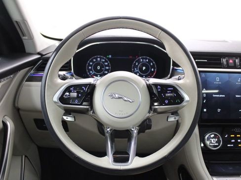 Used 2023 Jaguar F-PACE S image 19