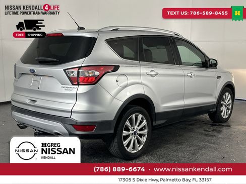 Used 2017 Ford Escape Titanium image 11