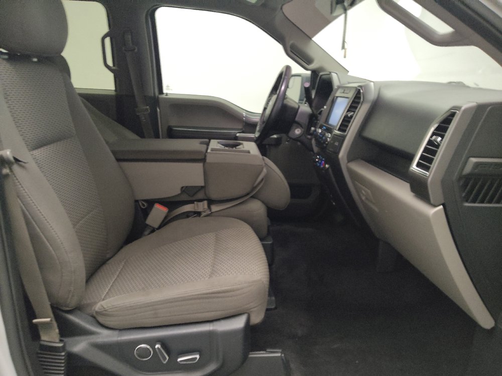 Used 2015 Ford F150 XLT w/ Equipment Group 302A Luxury AWD/4WD image 21