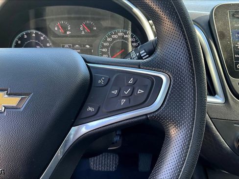 Used 2023 Chevrolet Malibu LT image 12