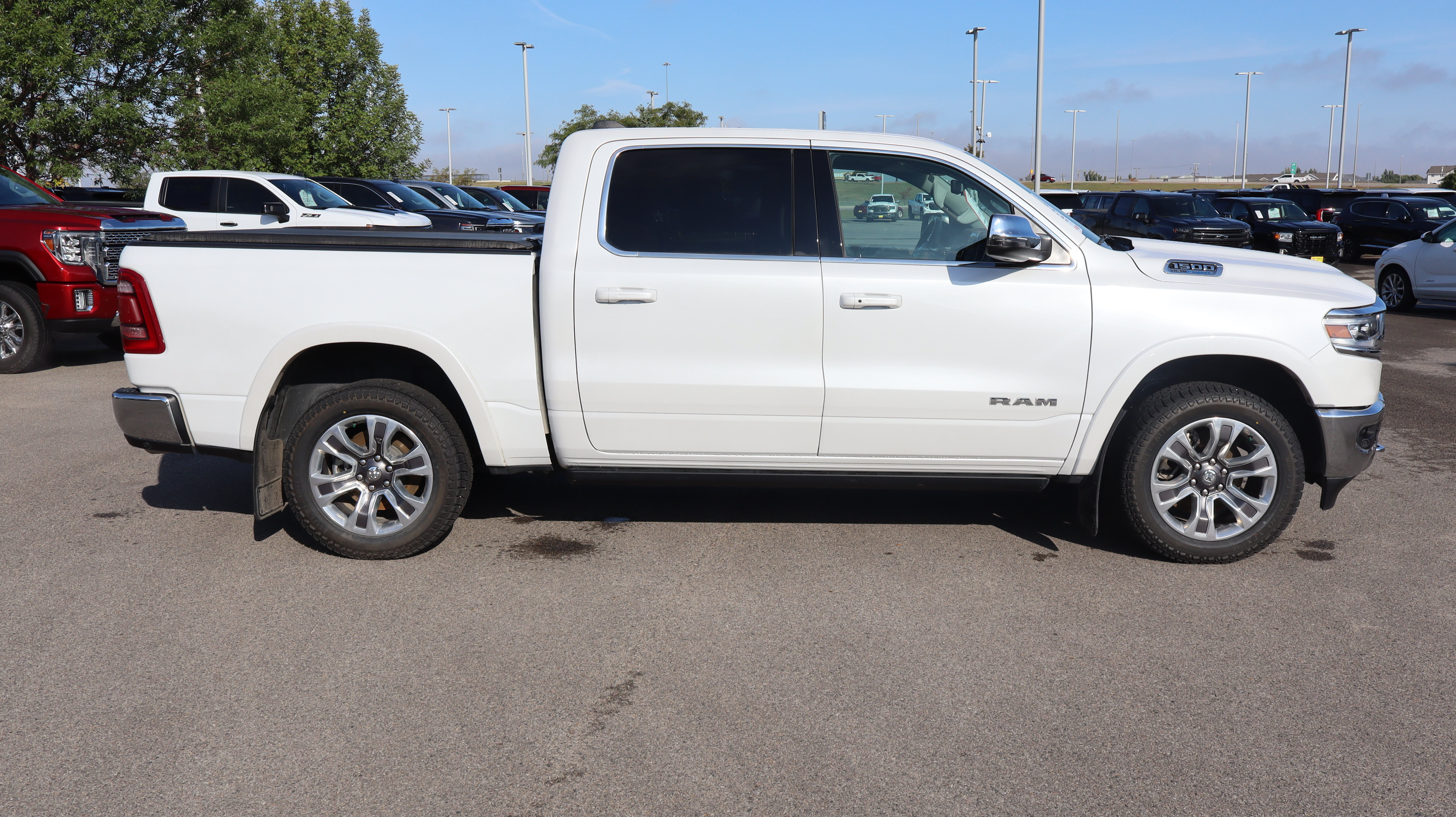 Used 2024 RAM 1500 Limited AWD/4WD image 8