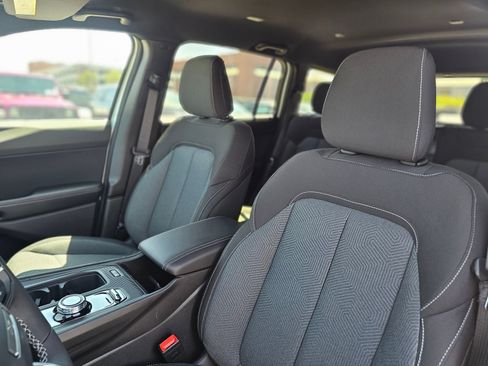 New 2026 Jeep Cherokee Laredo AWD/4WD image 24