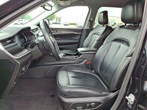 Used 2021 Jeep Grand Cherokee L Limited image 18