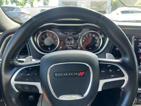 Used 2018 Dodge Challenger GT w/ Driver Convenience Group AWD/4WD image 17