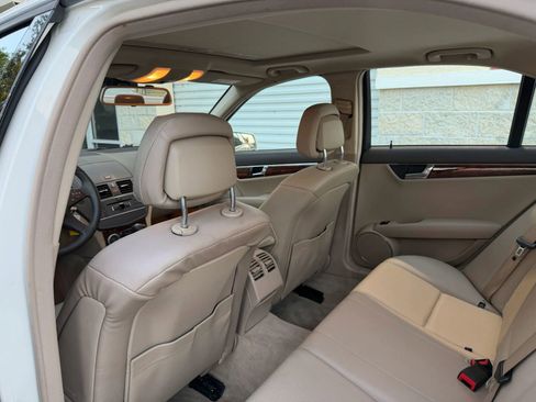 Used 2011 Mercedes-Benz C 300 Sedan image 31