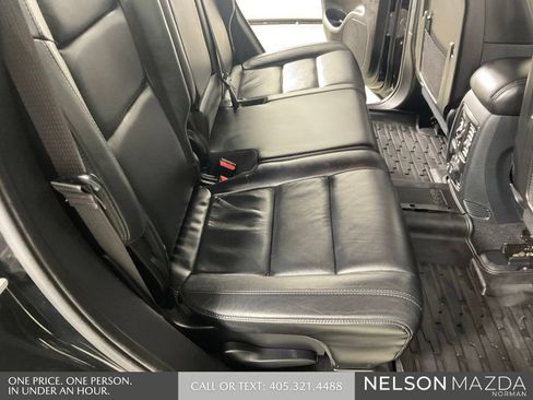 Used 2019 Jeep Grand Cherokee Limited AWD/4WD image 31