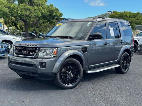Used 2015 Land Rover LR4 HSE image 2