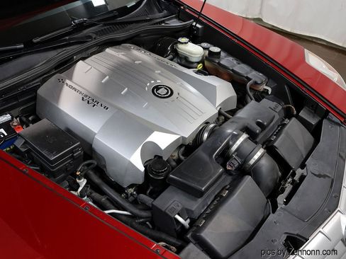 Used 2008 Cadillac XLR RWD image 31