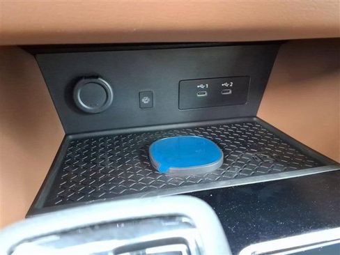 New 2026 Nissan Pathfinder Platinum image 13