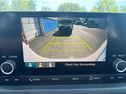 Used 2023 Honda Civic LX image 9