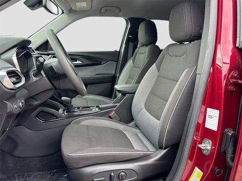 Used 2023 Chevrolet TrailBlazer LT w/ Convenience Package image 20