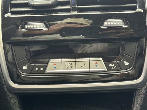 Used 2020 BMW X6 M50i w/ Executive Package image 22